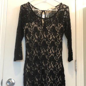 Issi Lace Dress